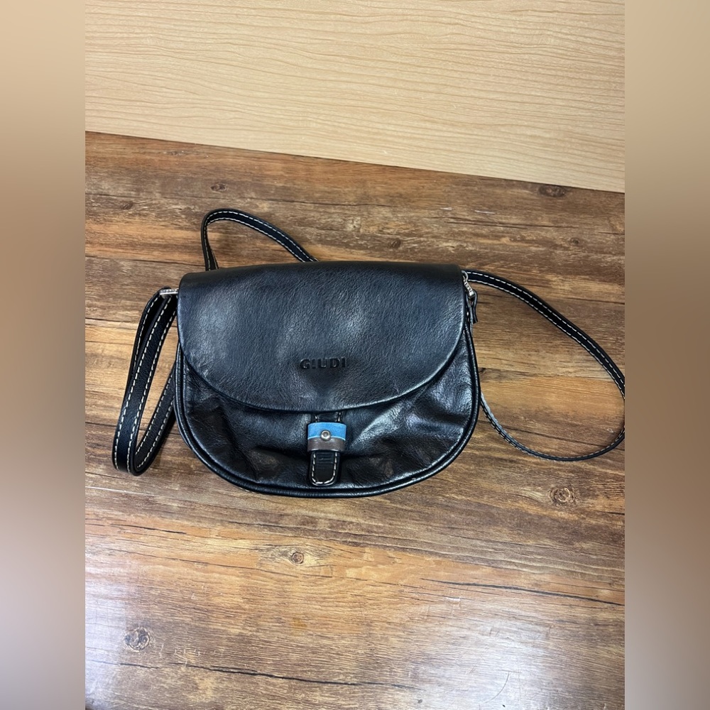 Giudi Italian leather crossbody purse black